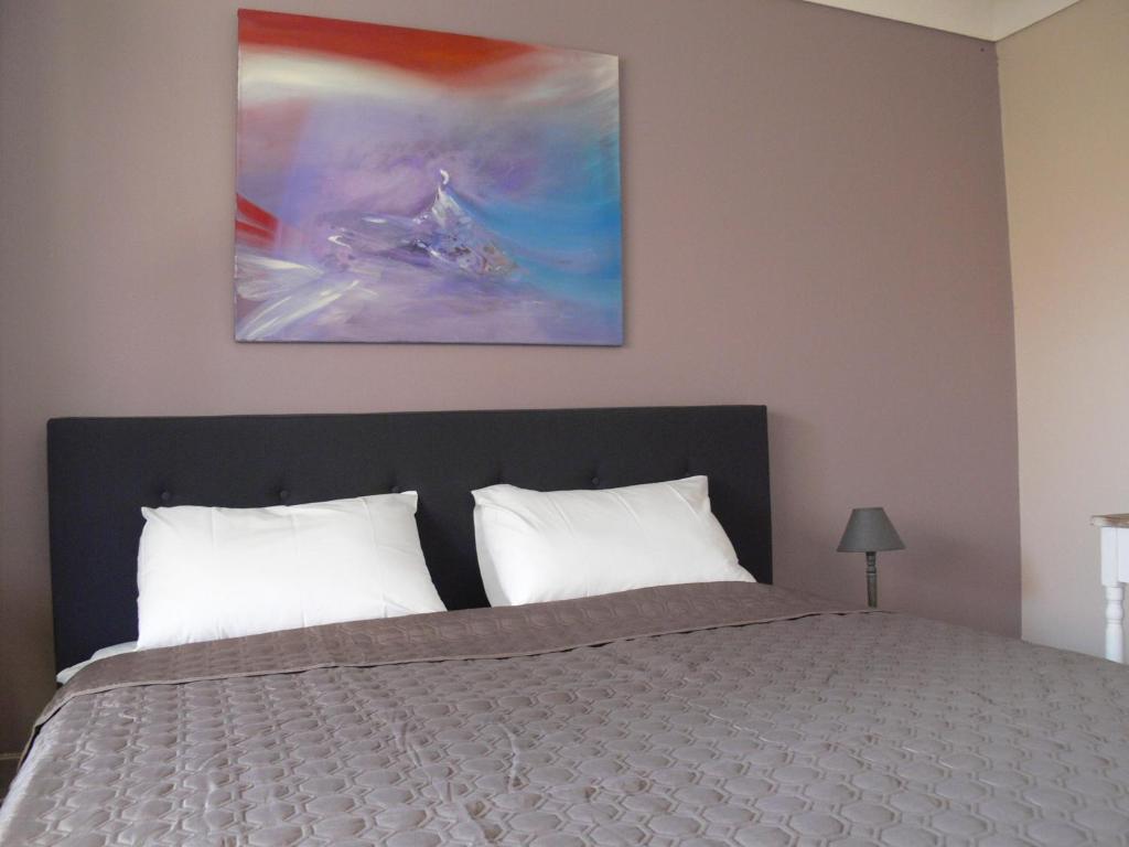 Standard Double Room with Shared Bathroom